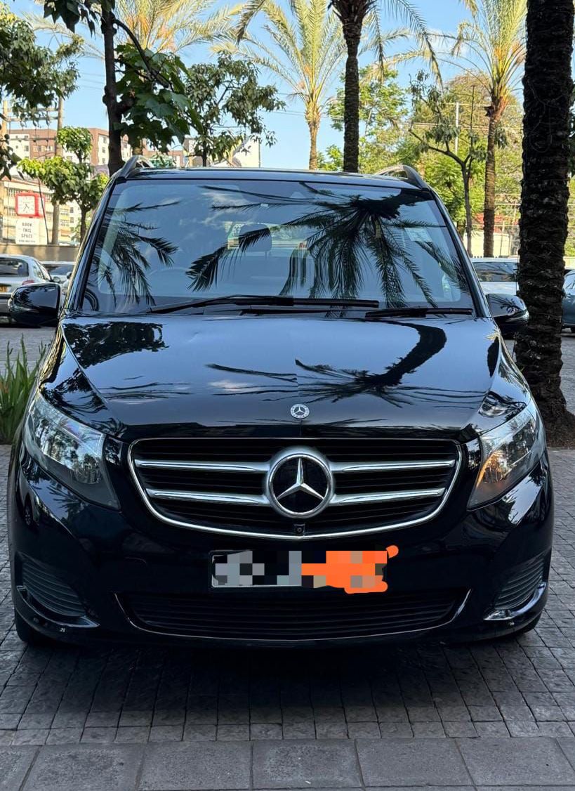 Mercedes-Benz V-Class (Chauffeured)
