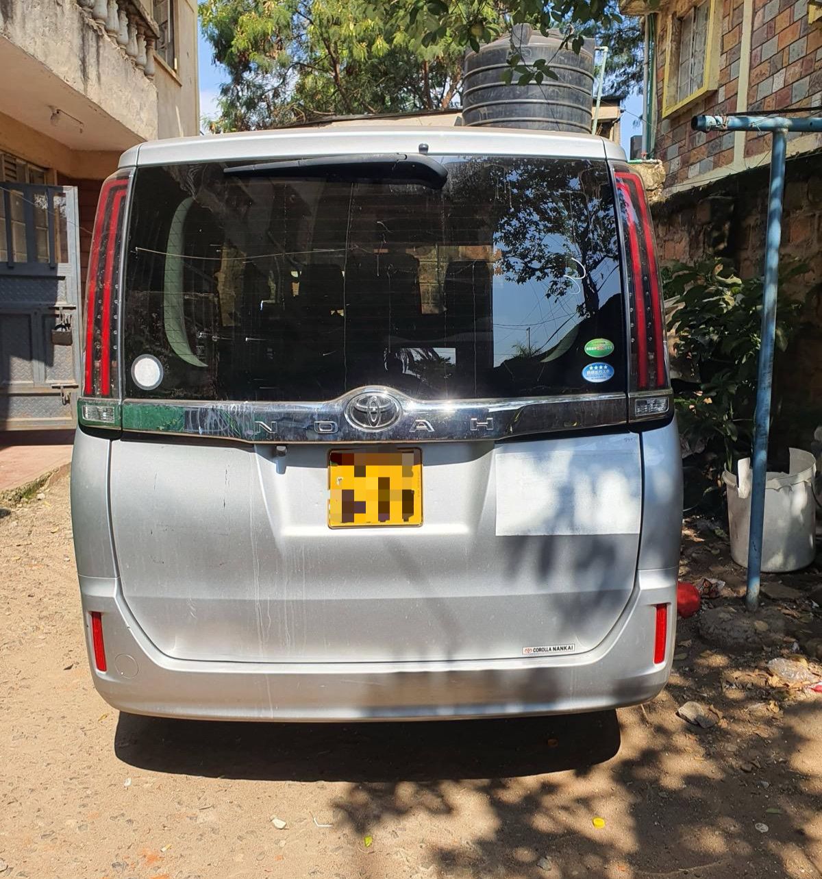 Toyota Noah