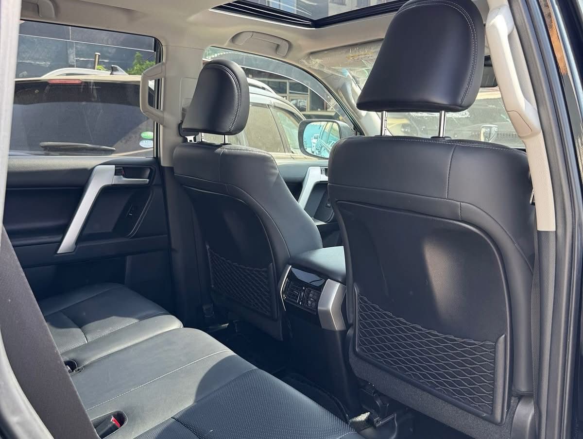 Toyota Land Cruiser Prado TZG