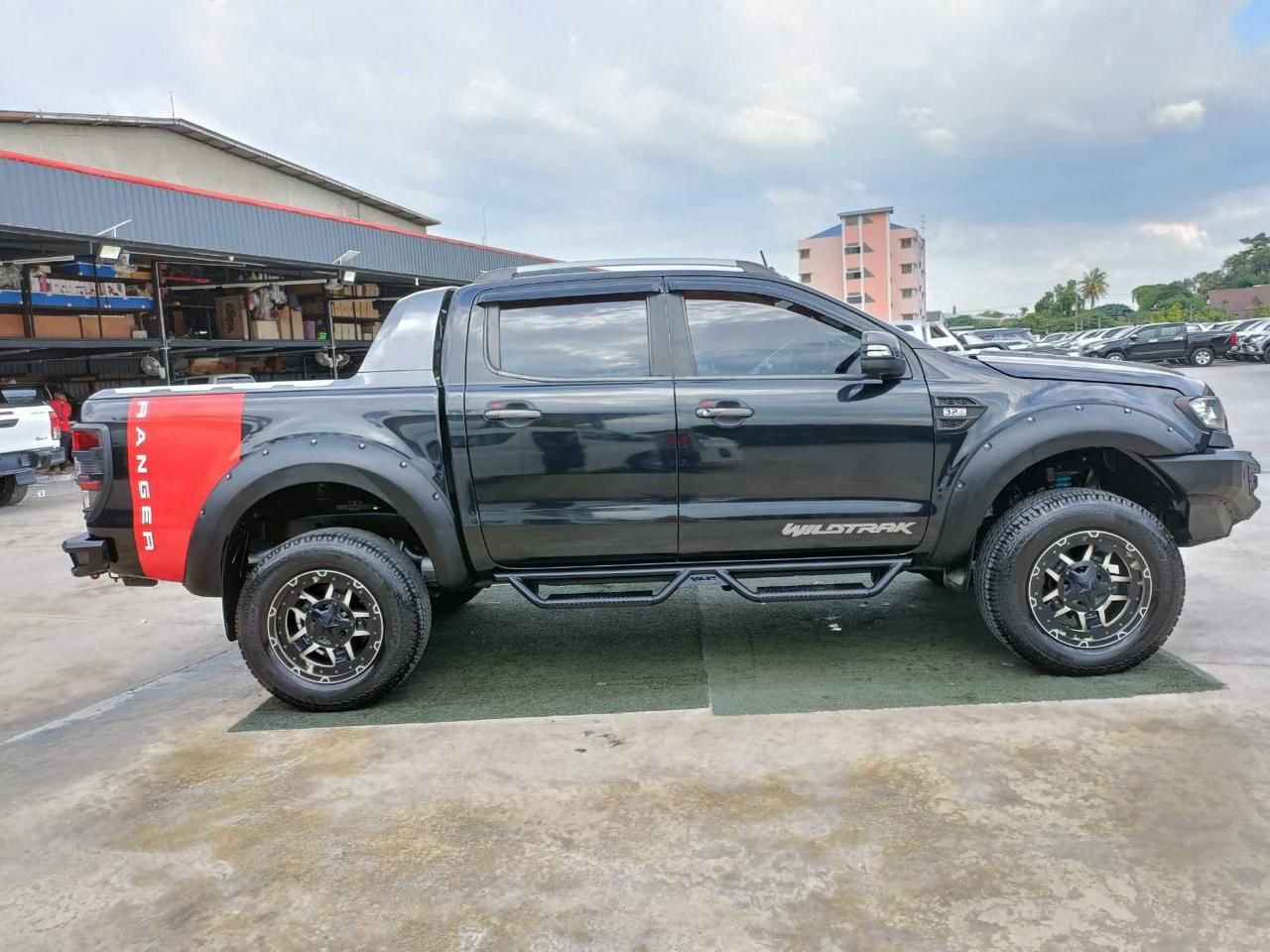 Ford Ranger Raptor(Chauffered)