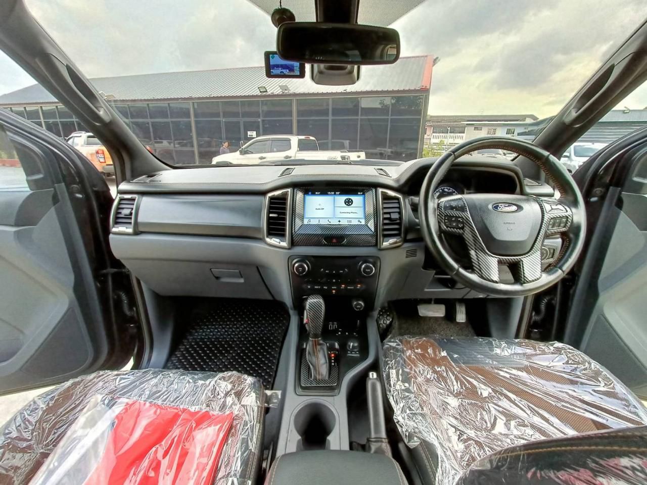 Ford Ranger Raptor(Chauffered)